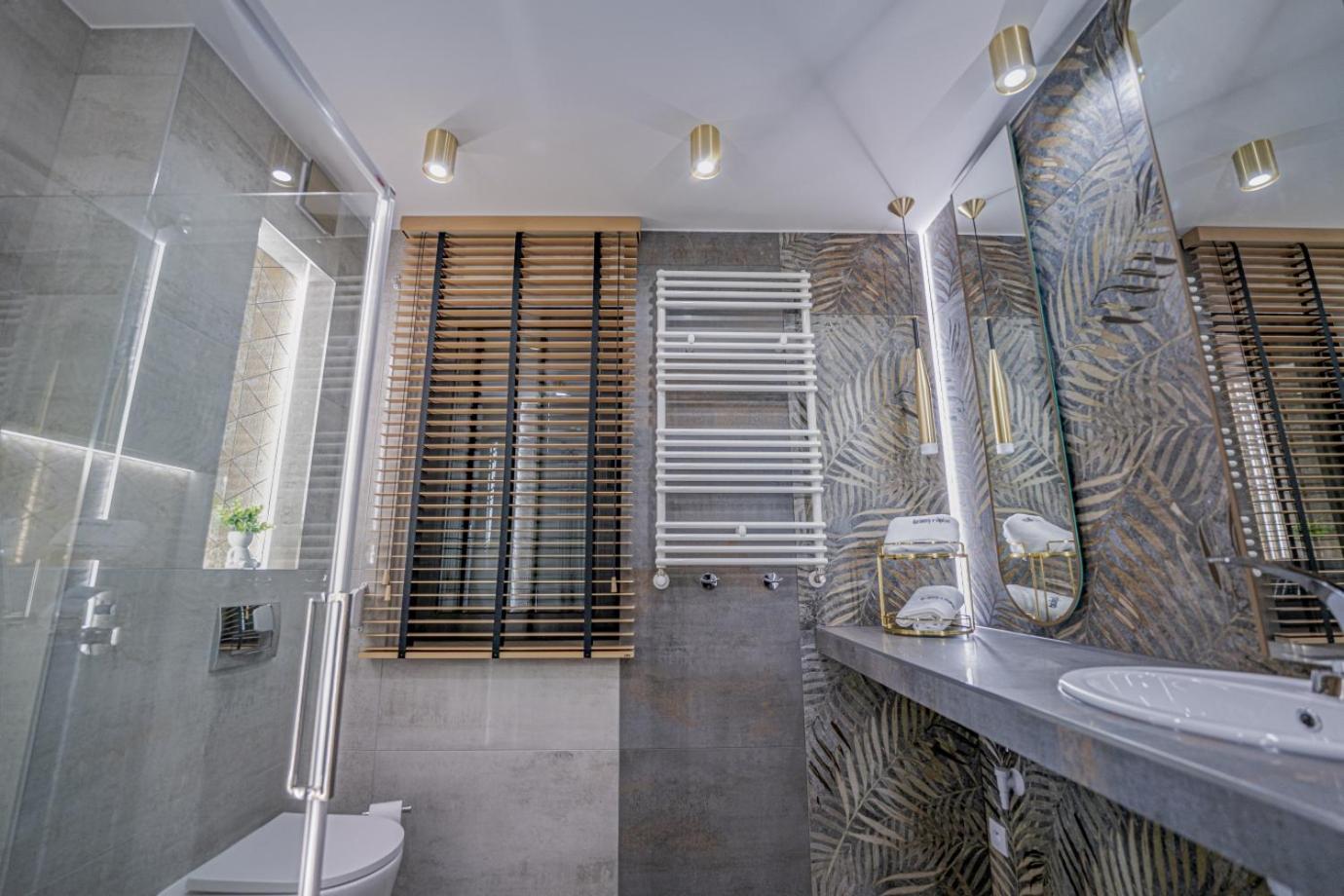 Apartament W Cieplicach Platinium 옐레니아구라 외부 사진