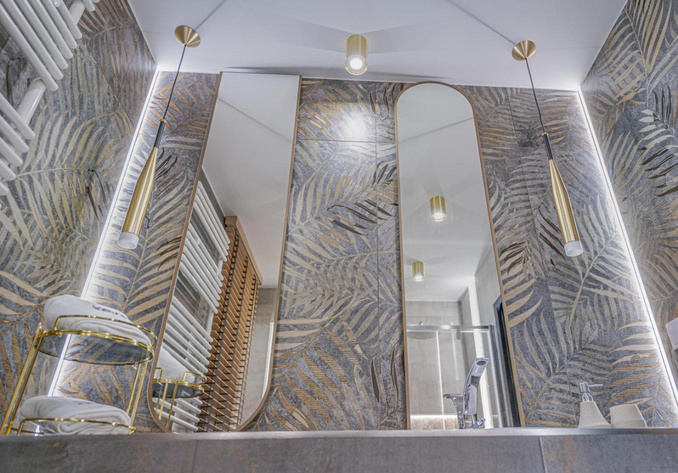 Apartament W Cieplicach Platinium 옐레니아구라 외부 사진